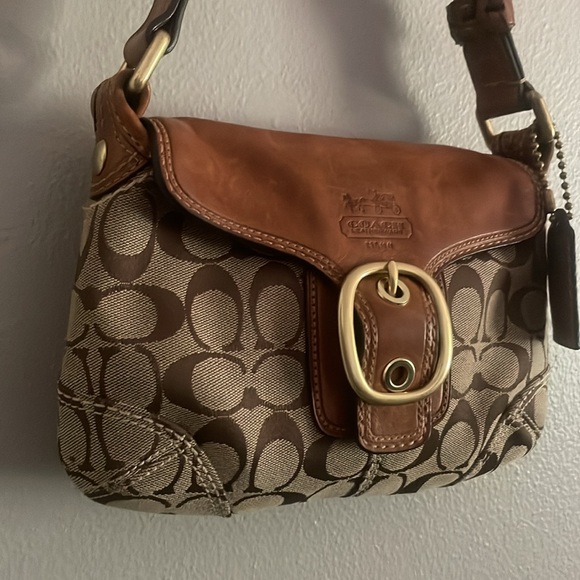 Coach Vintage Bleeker Legacy British Tan Leather Handbag - Picture 3 of 13